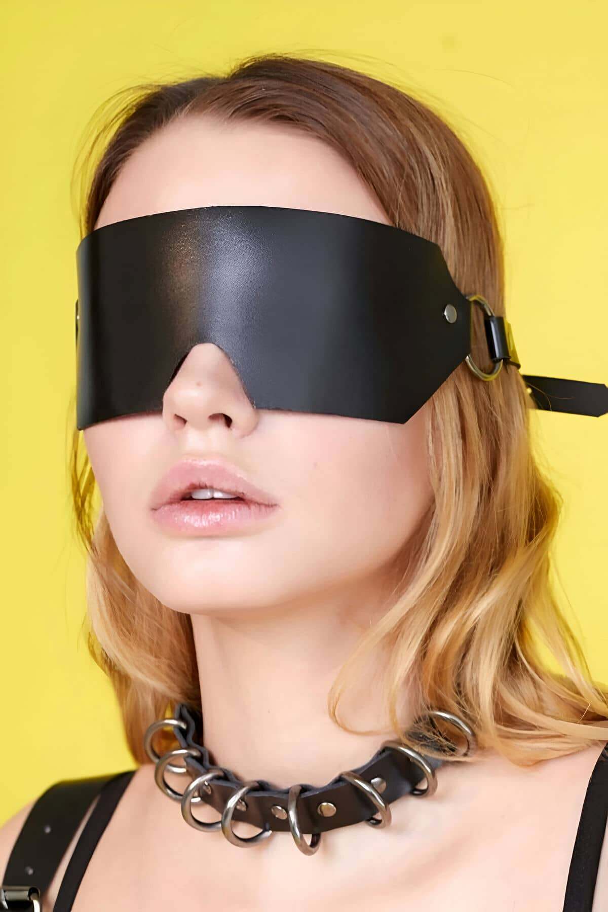 Blindfold Leather Eye Mask for Boudoir & Costume, Secure Strap Eye-Mask Sensory Cosplay