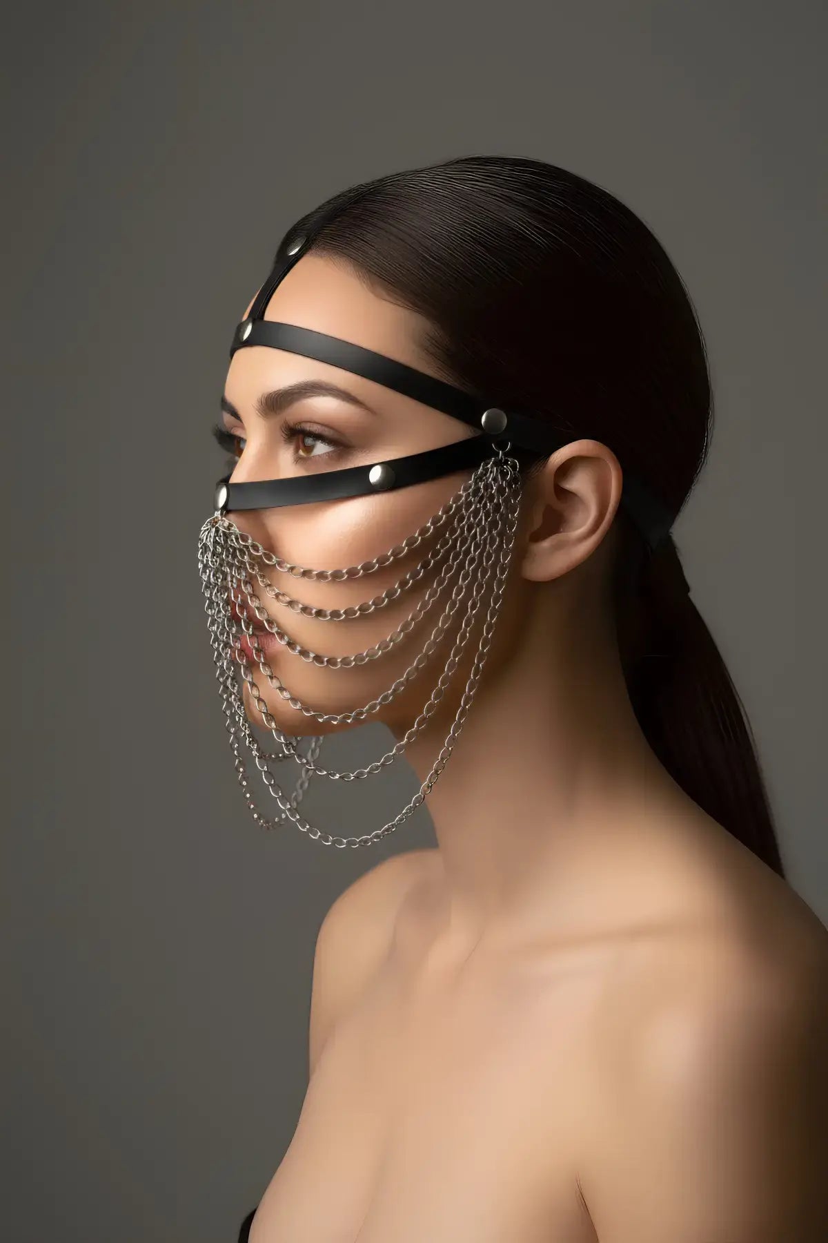 Lattice Chain Facepiece, Noir Chain Visage