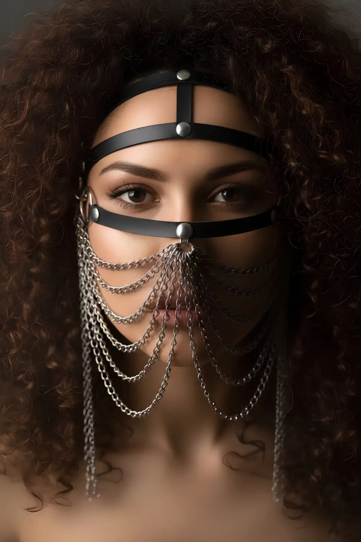 Lattice Chain Facepiece, Noir Chain Visage